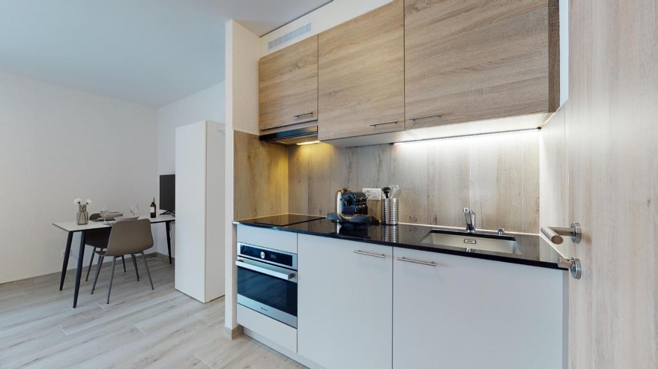 Nonanteneuf Appart Hotel Aigle - Contactless Check-In Εξωτερικό φωτογραφία
