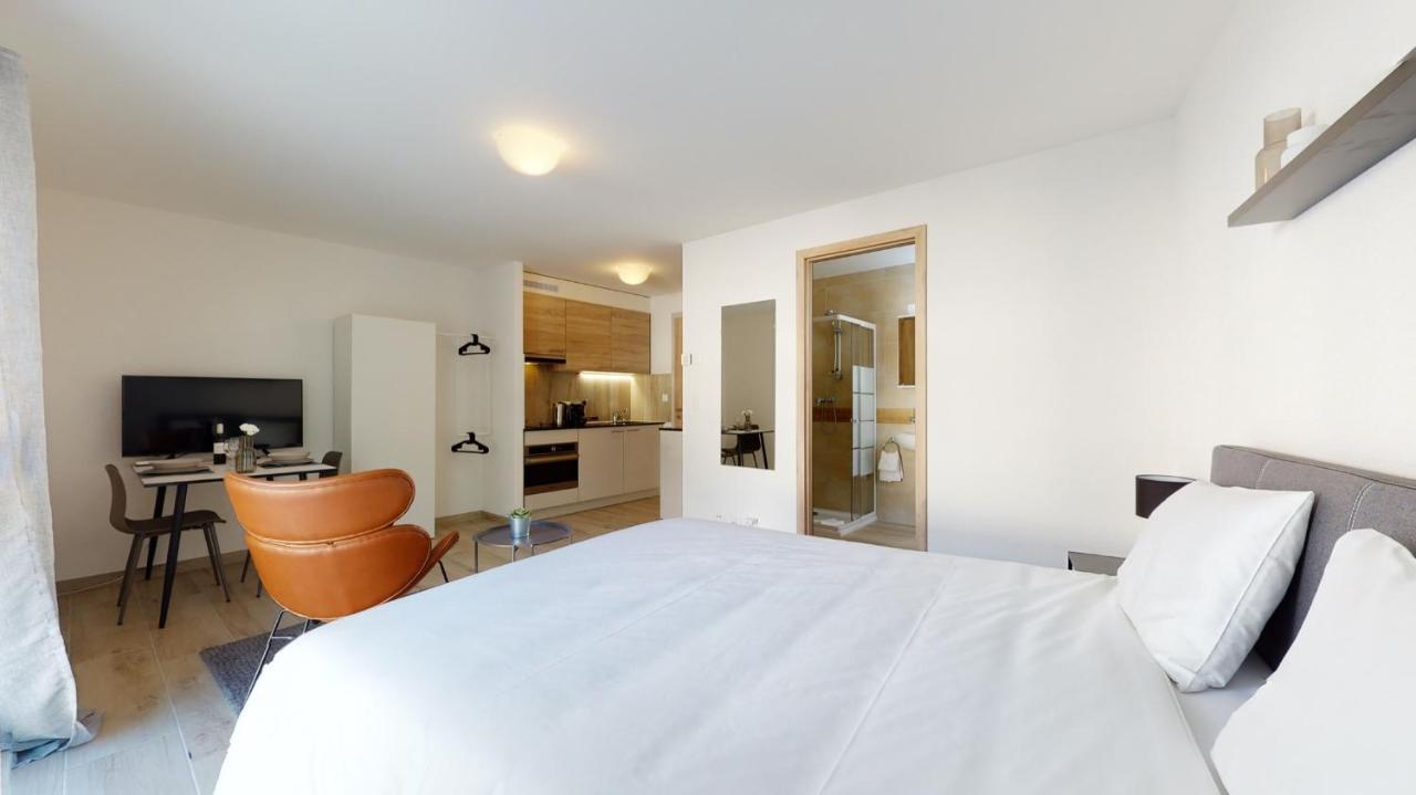Nonanteneuf Appart Hotel Aigle - Contactless Check-In Εξωτερικό φωτογραφία