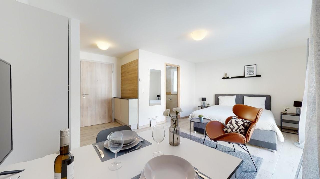 Nonanteneuf Appart Hotel Aigle - Contactless Check-In Εξωτερικό φωτογραφία