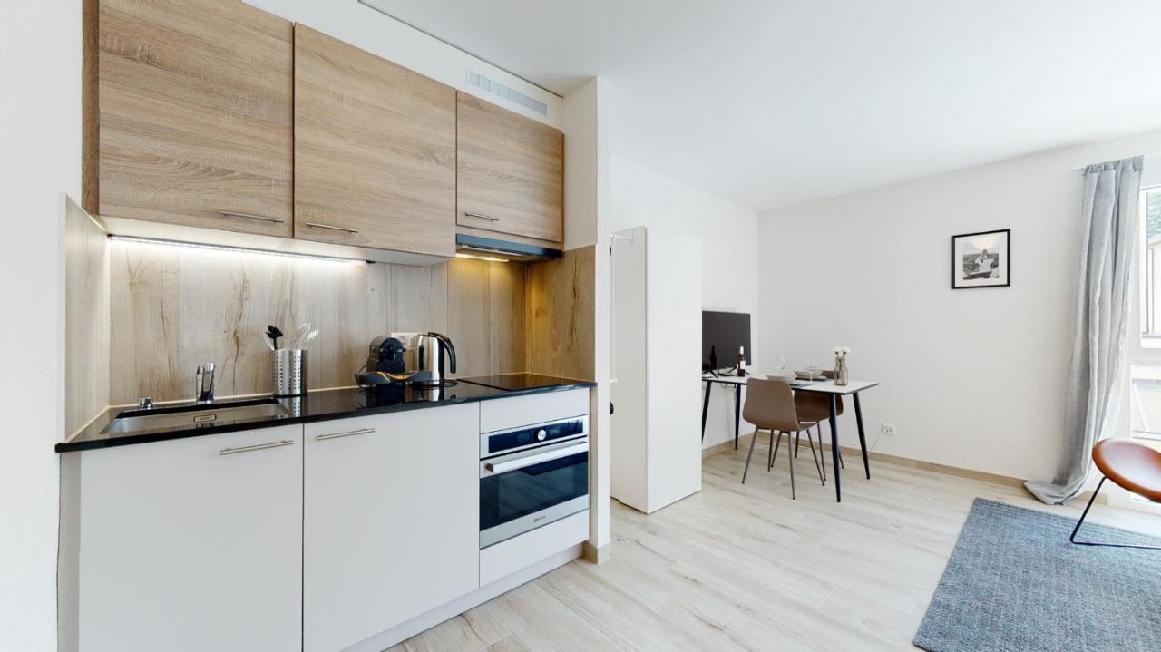 Nonanteneuf Appart Hotel Aigle - Contactless Check-In Εξωτερικό φωτογραφία