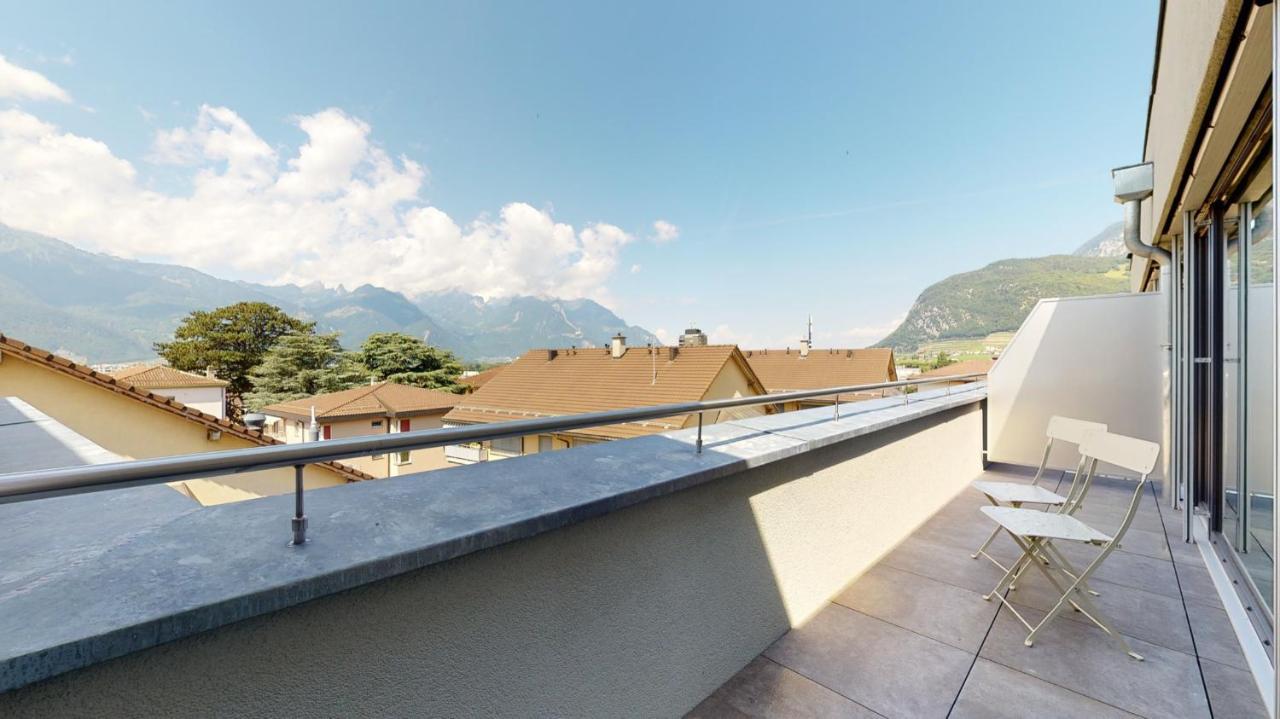 Nonanteneuf Appart Hotel Aigle - Contactless Check-In Εξωτερικό φωτογραφία