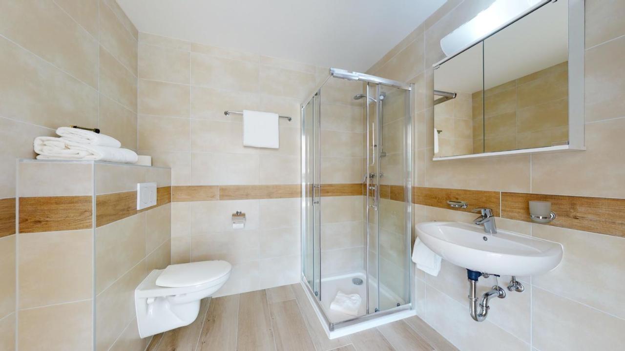 Nonanteneuf Appart Hotel Aigle - Contactless Check-In Εξωτερικό φωτογραφία