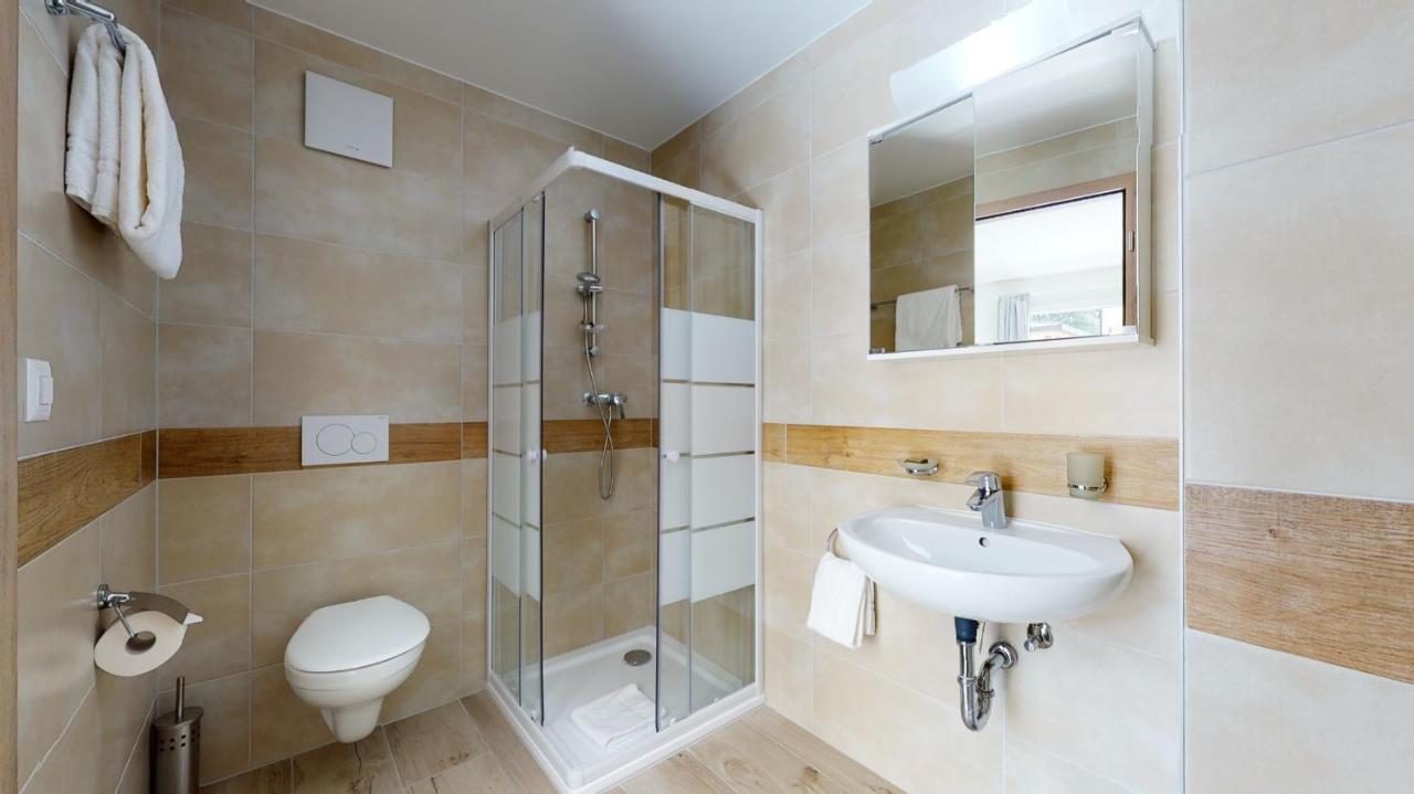 Nonanteneuf Appart Hotel Aigle - Contactless Check-In Εξωτερικό φωτογραφία